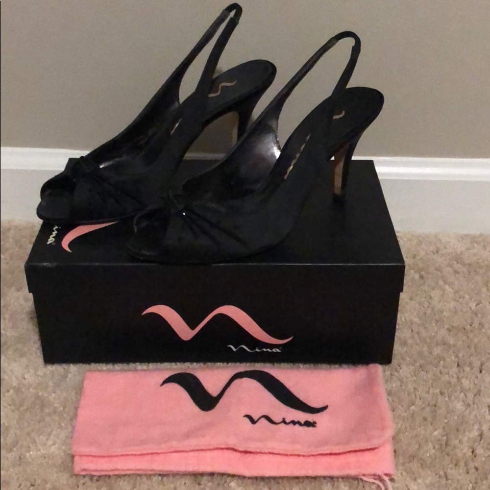 Nina sling back evening shoes- black size 8